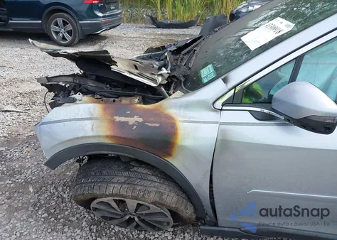 2020 Subaru Outback Premium из США, поврежденный, VIN 4S4BTACC5L3220843